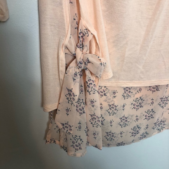 Lauren Conrad top w/ overlay size xs - Picture 8 of 8